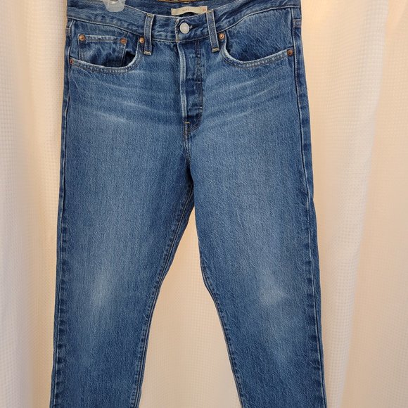 Levi's Wedgie Straight Jeans - Picture 1 of 4